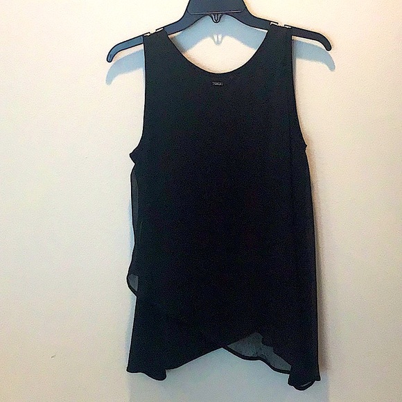 DKNY black asymmetrical top. NWT size XS, more like a small. - Picture 3 of 9